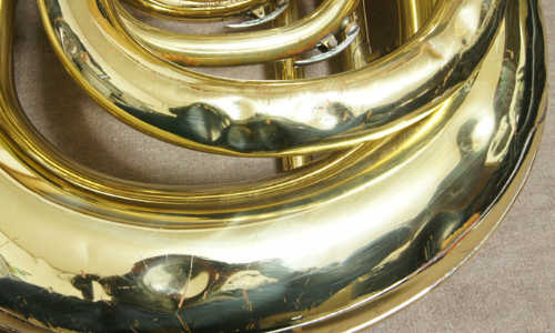金管楽器のヘコミ